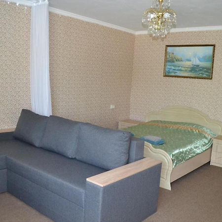 Однокімнатна Квартира Ботанічний Сад Kamianets-Podilskyi Ngoại thất bức ảnh
