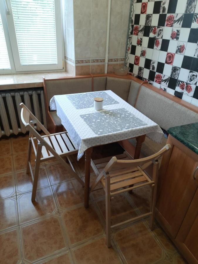 Однокімнатна Квартира Ботанічний Сад Kamianets-Podilskyi Ngoại thất bức ảnh
